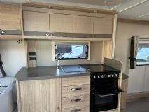 2018 ELDDIS CRUSADER STORM 4.jpg